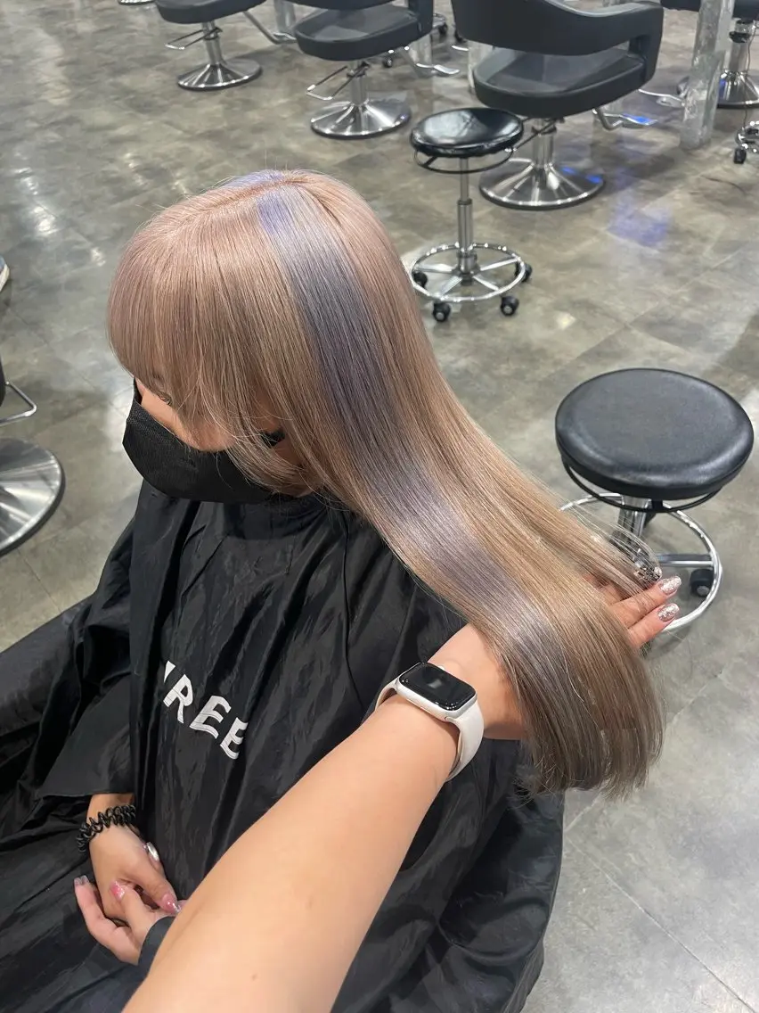 ロング カラー ヘアカラー ハイトーン 横浜💞ミオのヘアスタイル