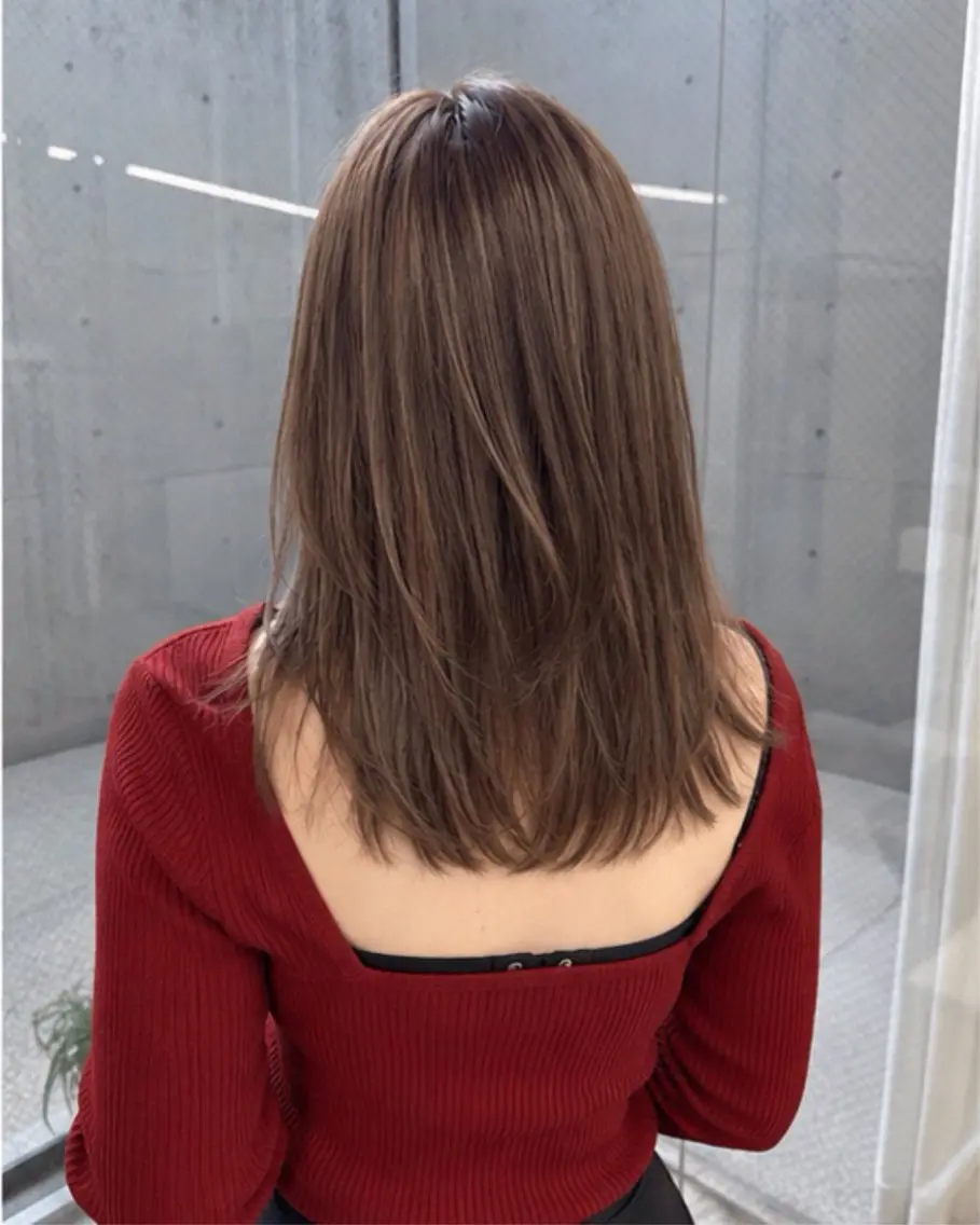 セミロング ハッシュカット 韓国風ヘア レイヤーカット トリートメント pia 薬院のヘアスタイル