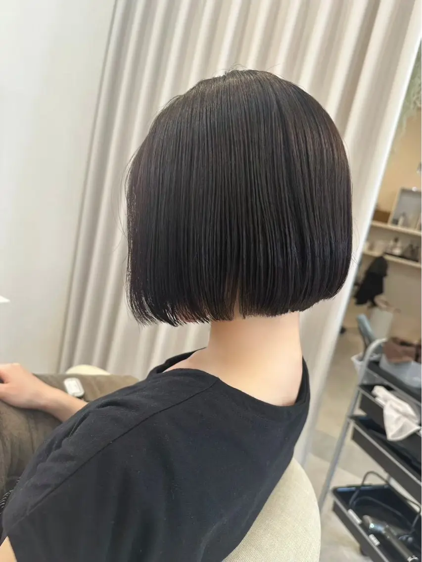 ショート カット センターパート 韓国ヘア・綾也のヘアスタイル