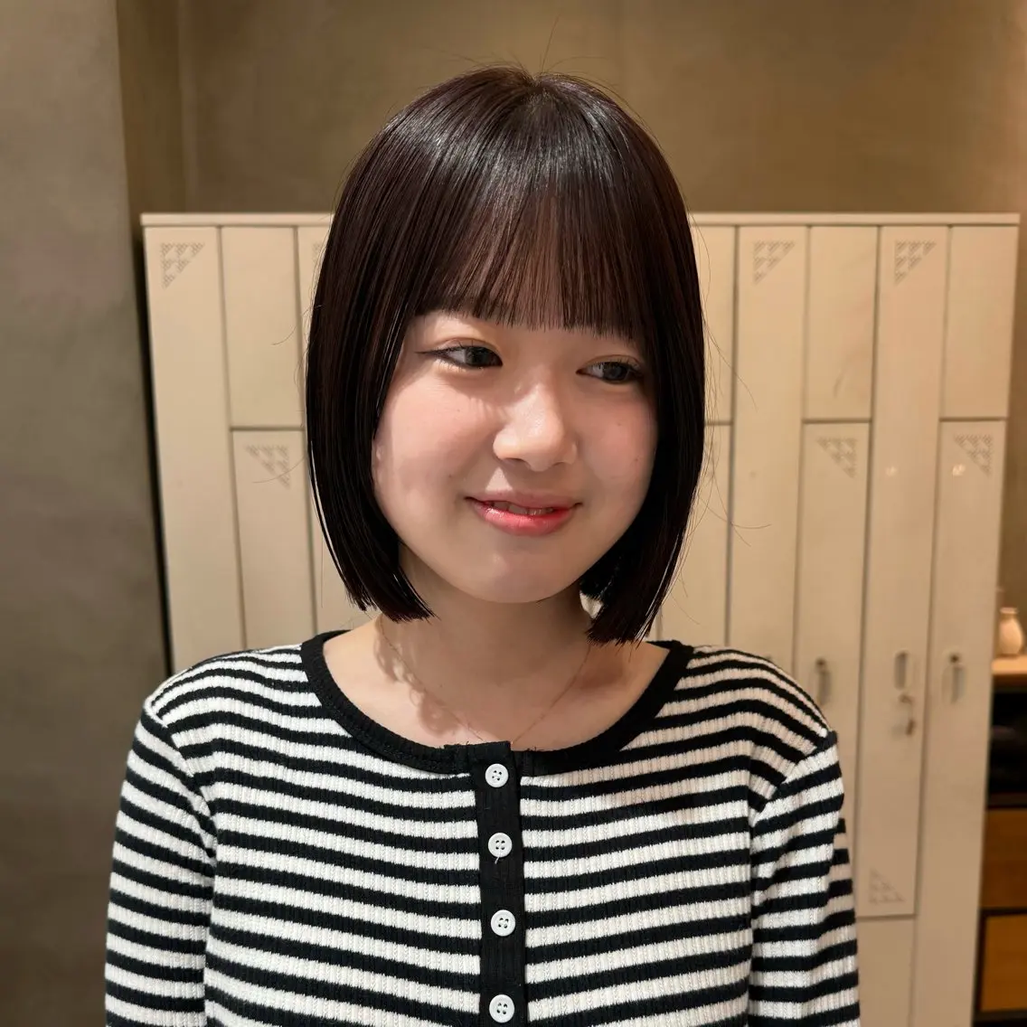 ミディアム ハイライト｜レイヤー ｜honokaのヘアスタイル