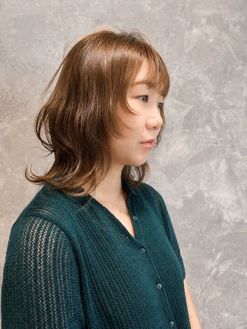 ミディアム 顔周りカット レイヤーカット ウルフカット T Akaneのヘアスタイル