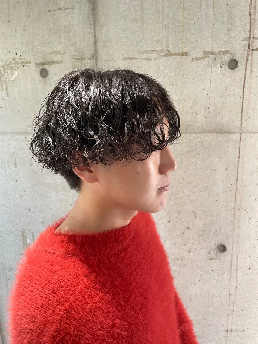 パーマ メンズ センターパート メンズパーマ 波巻きパーマ 小島 海斗のヘアスタイル