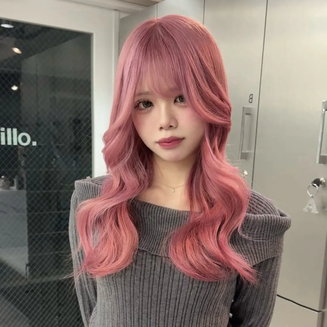 ロング カラー ハイトーン/ブリーチ 🤍Suzuka🤍のヘアスタイル