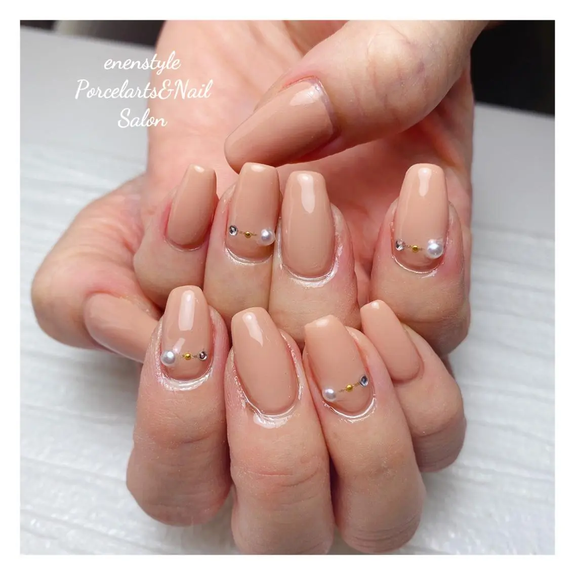 ミディアム ネイル 🐾enen style 🐾のネイルデザイン