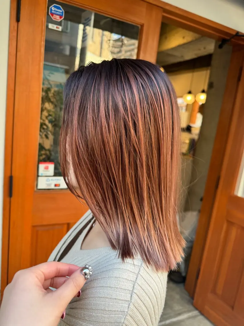 ミディアム 高山 妃のヘアスタイル