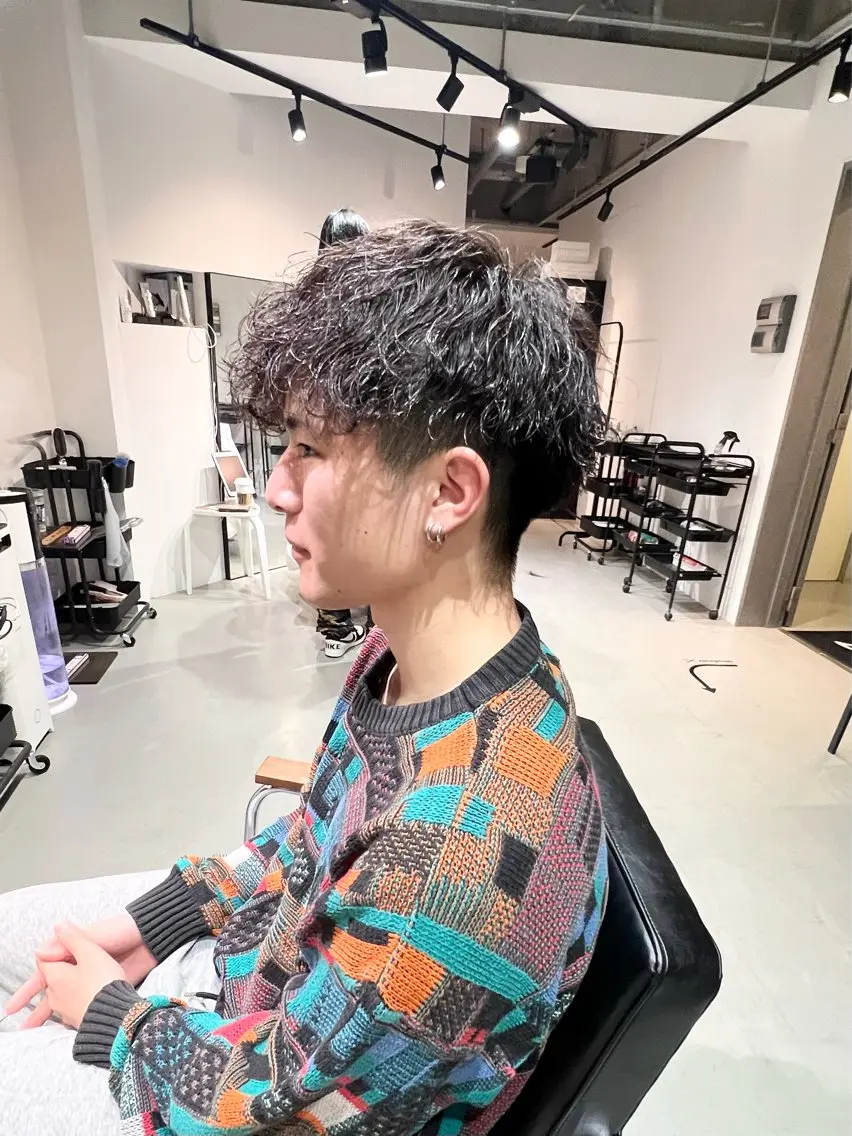 メンズカット+印象を変える眉カット(シャンプー、ブロー、セット込み)の写真