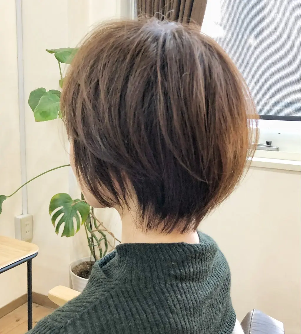 ショート カット nest のヘアスタイル