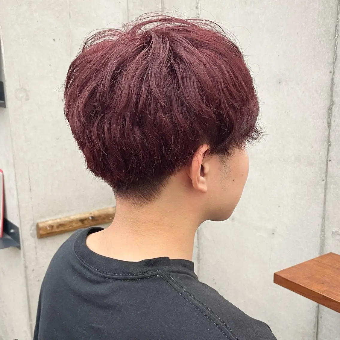 ショート カラー メンズ メンズブリーチ メンズショート メンズウルフカット ブリーチ レッドカラー ✂︎ウルフ・ショート ✂︎MIKUNIのヘアスタイル