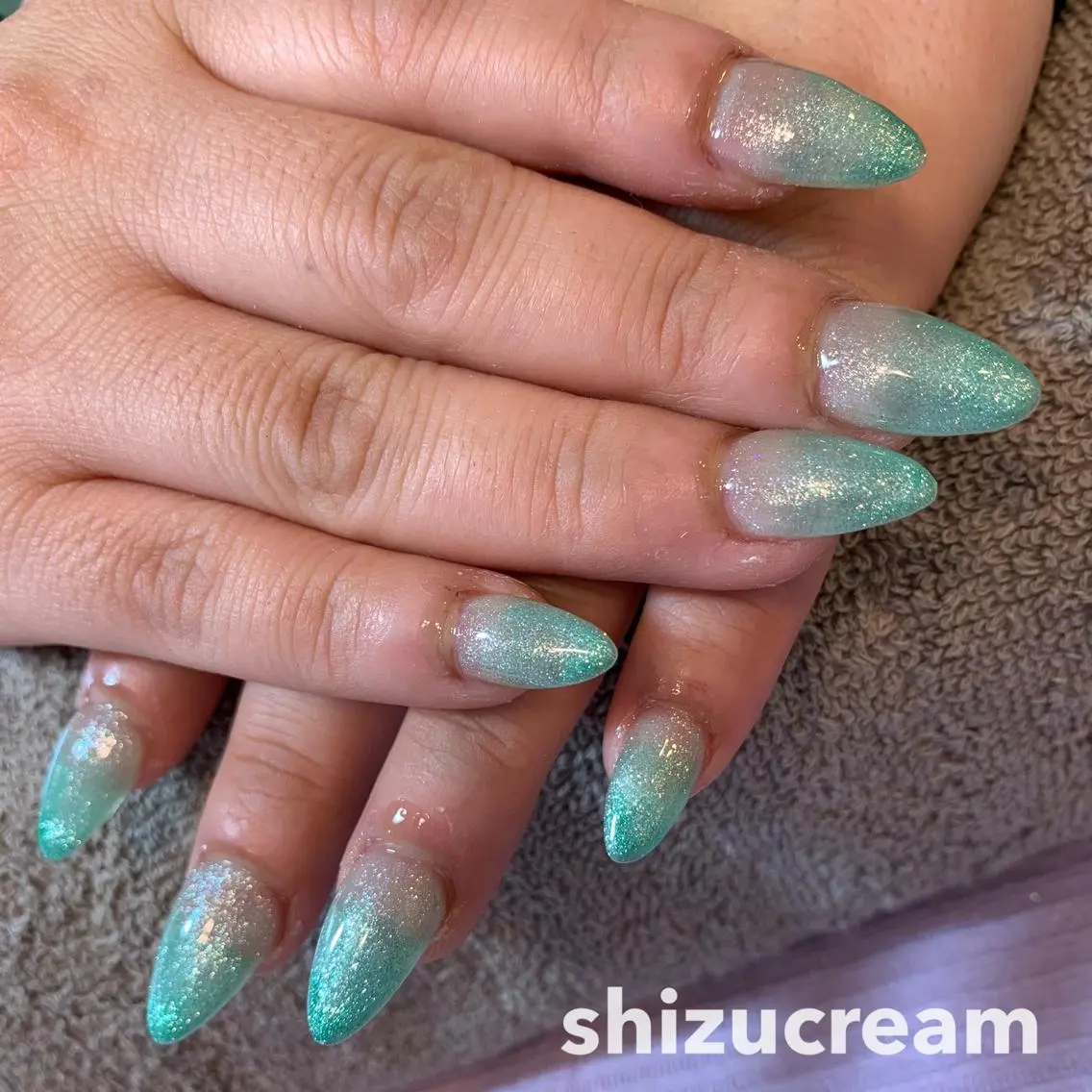 ネイル shizucream 痛デコネイル専門のネイルデザイン