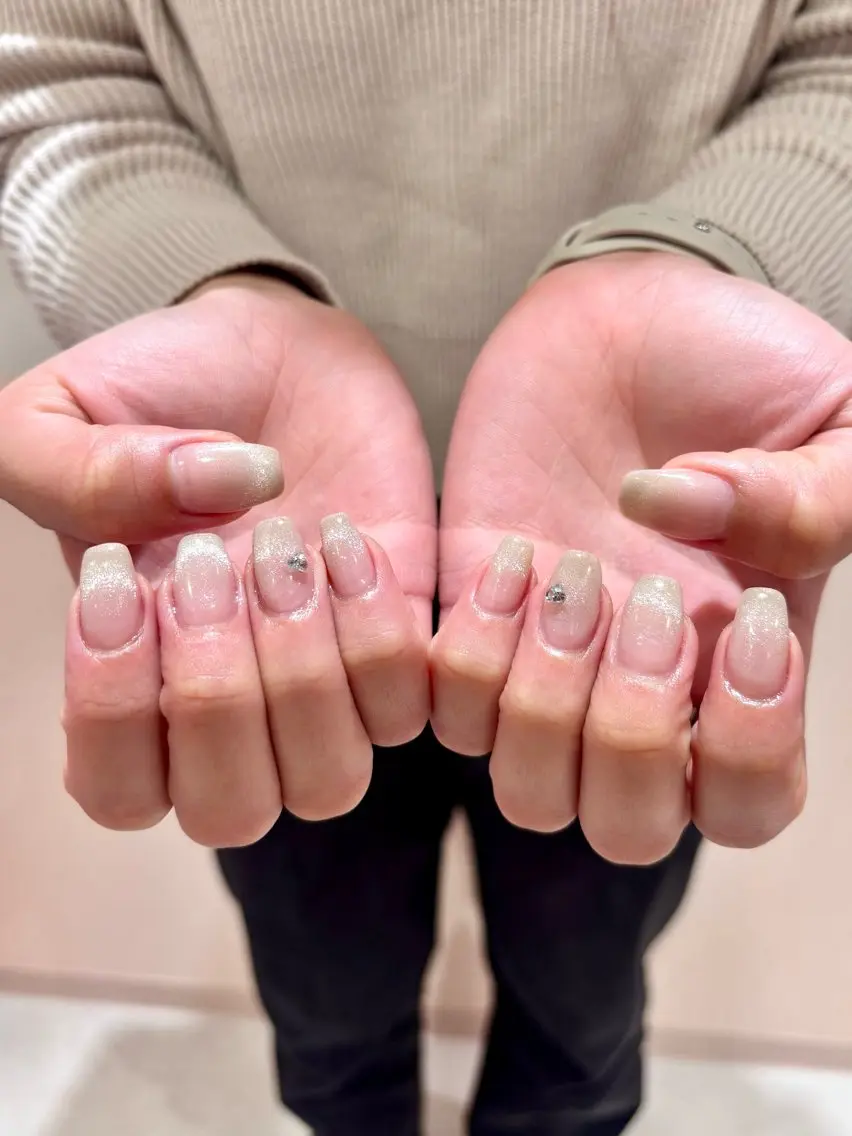 ネイル アートネイル フレンチネイル マグネットネイル マグネットフレンチ LUCY心斎橋/ 💍Saki💍のネイルデザイン