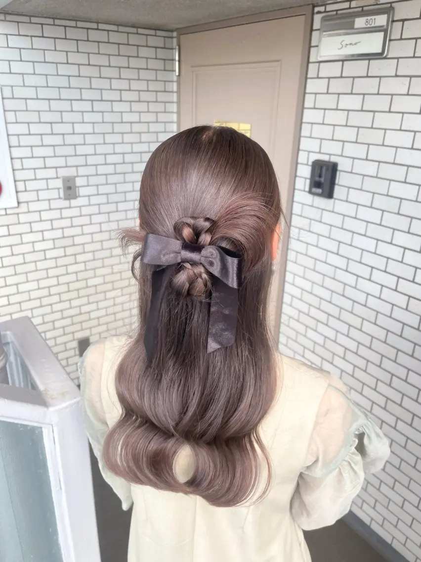 🌹土日祝参列用ヘアセット🌹【シニヨン、ハーフアップ、編みおろし、カチモリ等】の写真