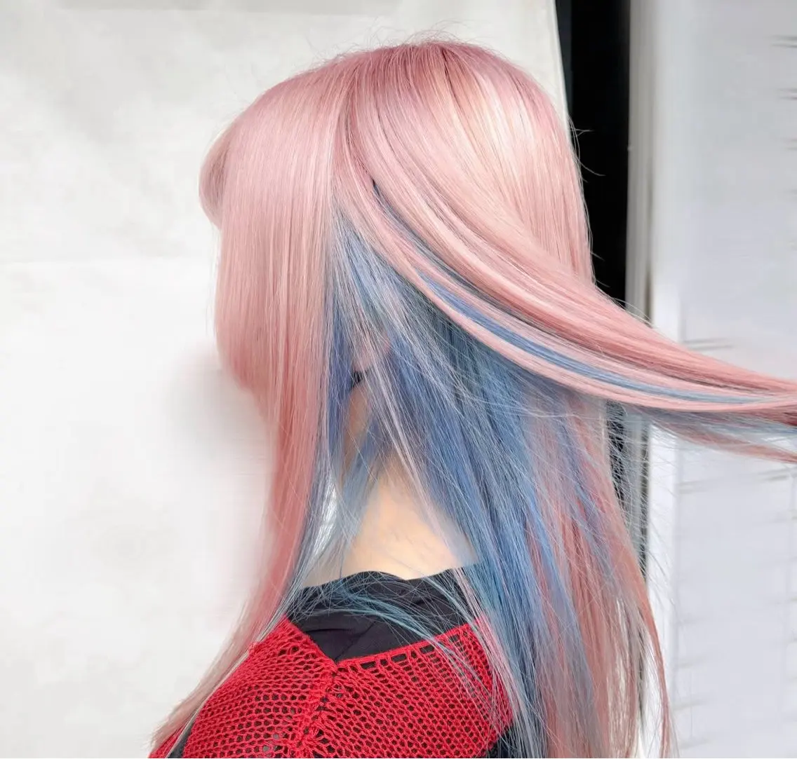 ロング カラー lore umeのヘアスタイル