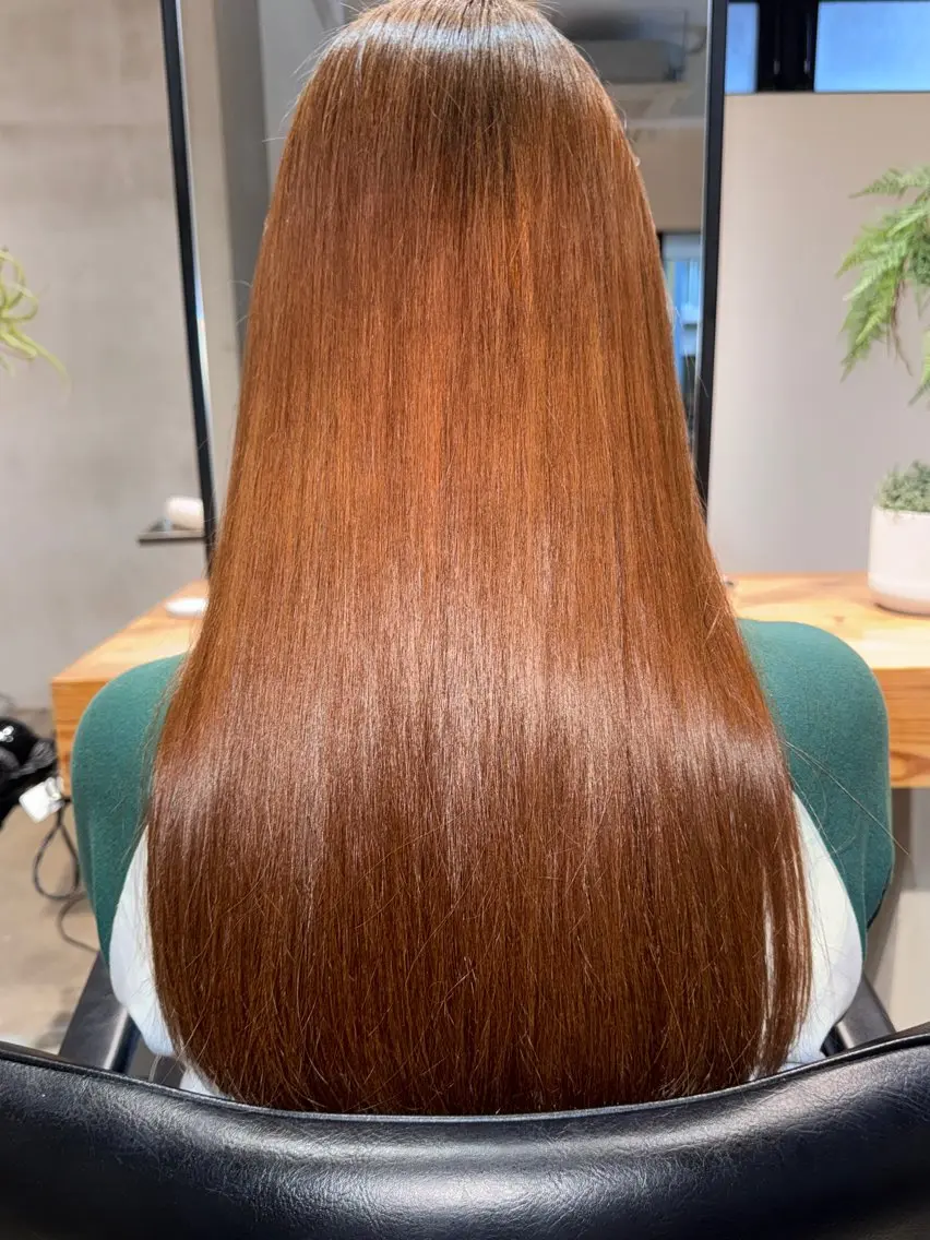 カラー ホリウチ リオのヘアスタイル