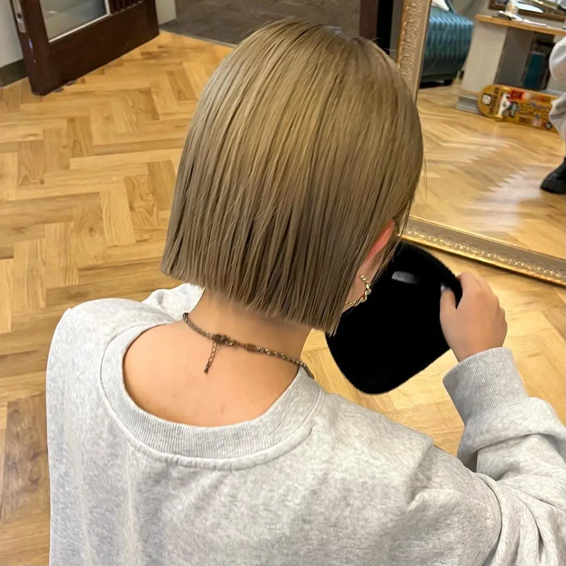 ミディアム カット トリートメント ena/ブリーチなし 透明感・レイヤー🎀のヘアスタイル