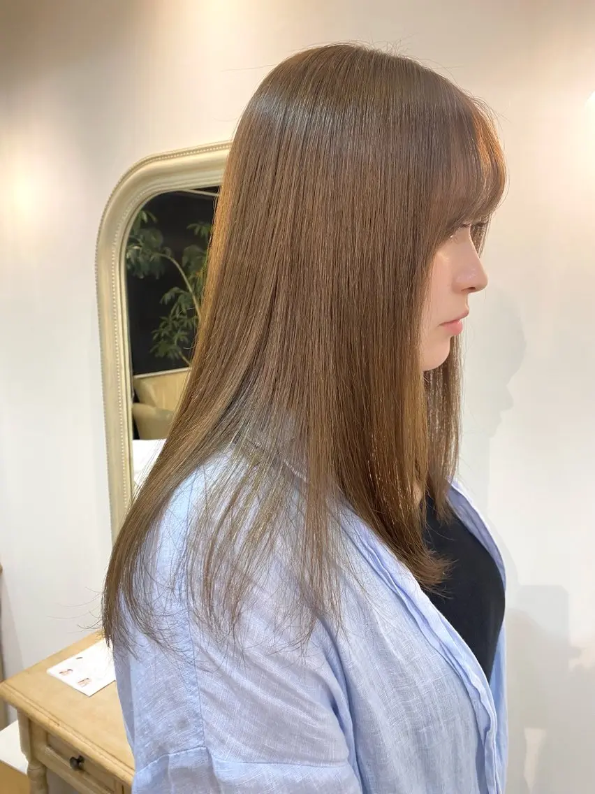 ロング サイトウ ミキのヘアスタイル