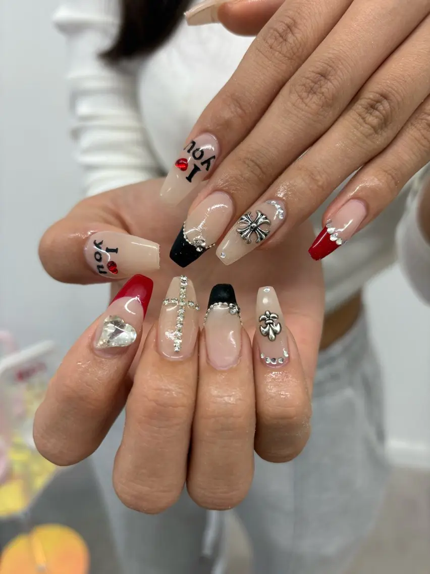 ネイル ハンドネイル yuria 🎀海外ネイル🌺のネイルデザイン