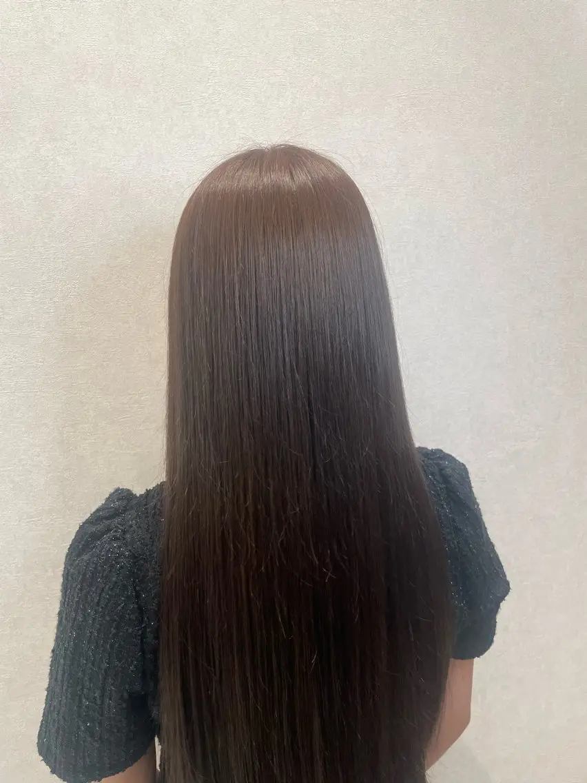 カットカラーAujuaトリートメントの写真
