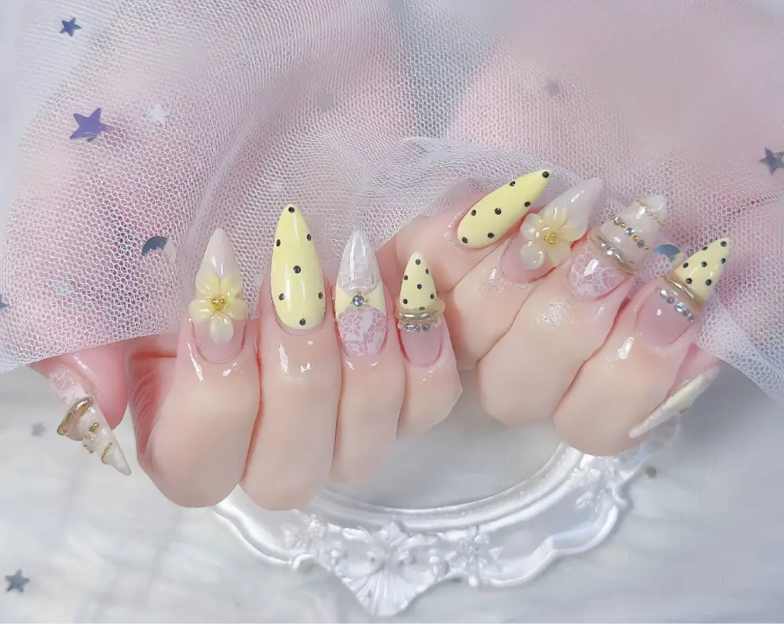 ネイル ハンドネイル THANHTHANH NAILのネイルデザイン