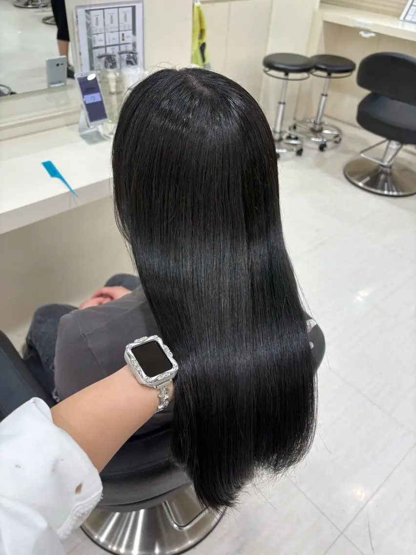 ミディアム カラー ヘアアレンジ ヘアカラー 💟RINNA 艶カラー💟のヘアスタイル