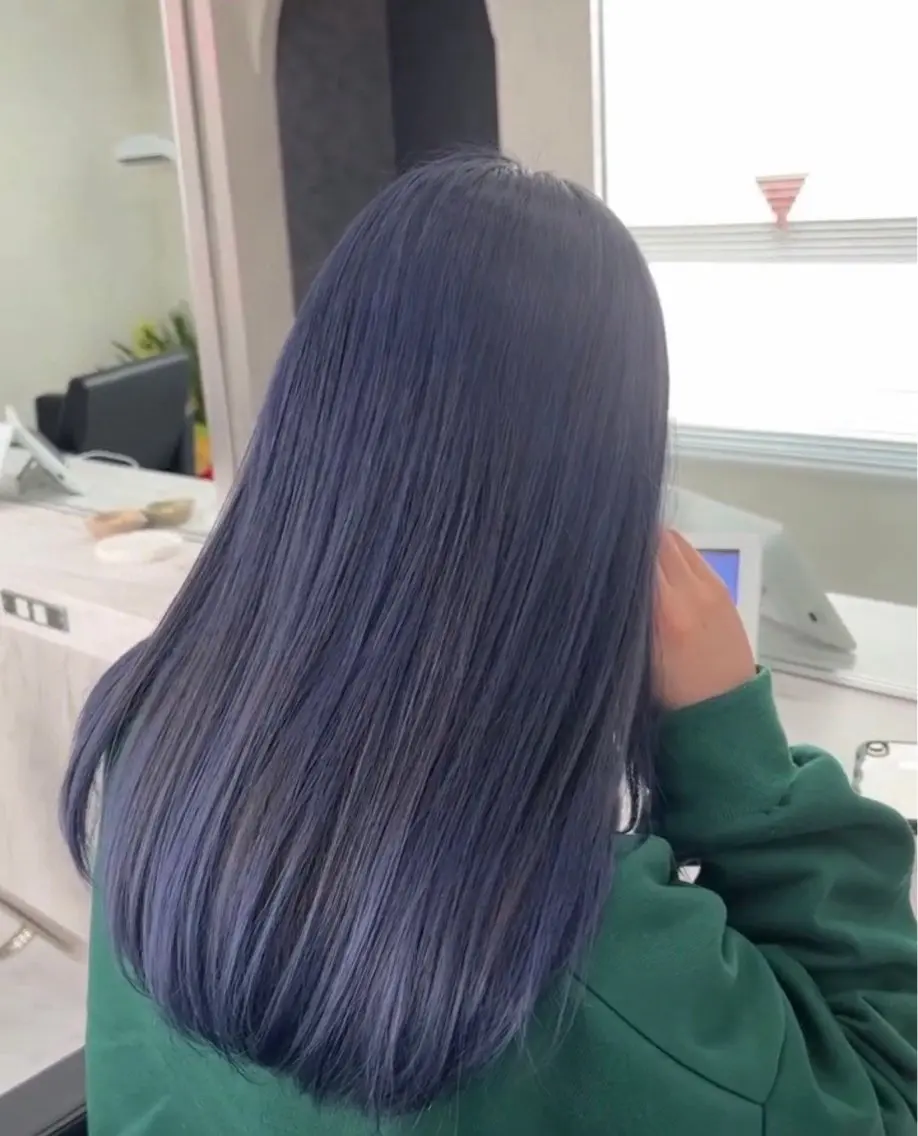 ロング カラー ヘアカラー ブリーチカラー🐭♡ moeのヘアスタイル