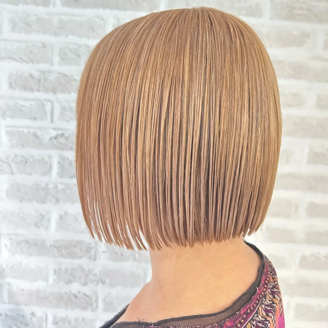 ショート カラー ベージュカラー ブリーチ ミルクティーベージュ ボブ 北岡 慶子 大宮駅西口徒歩3分のヘアスタイル