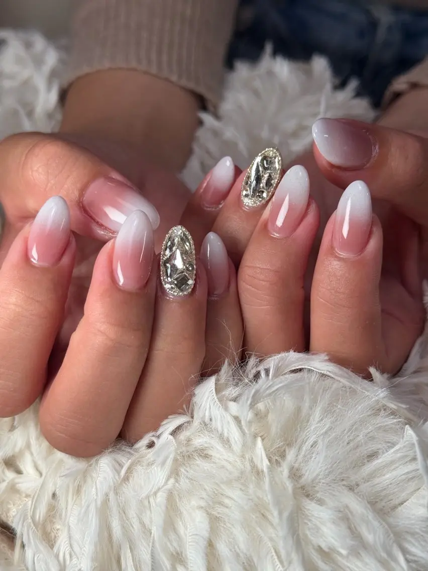 ミディアム ハンドネイル Latte Nail 十三のネイルデザイン