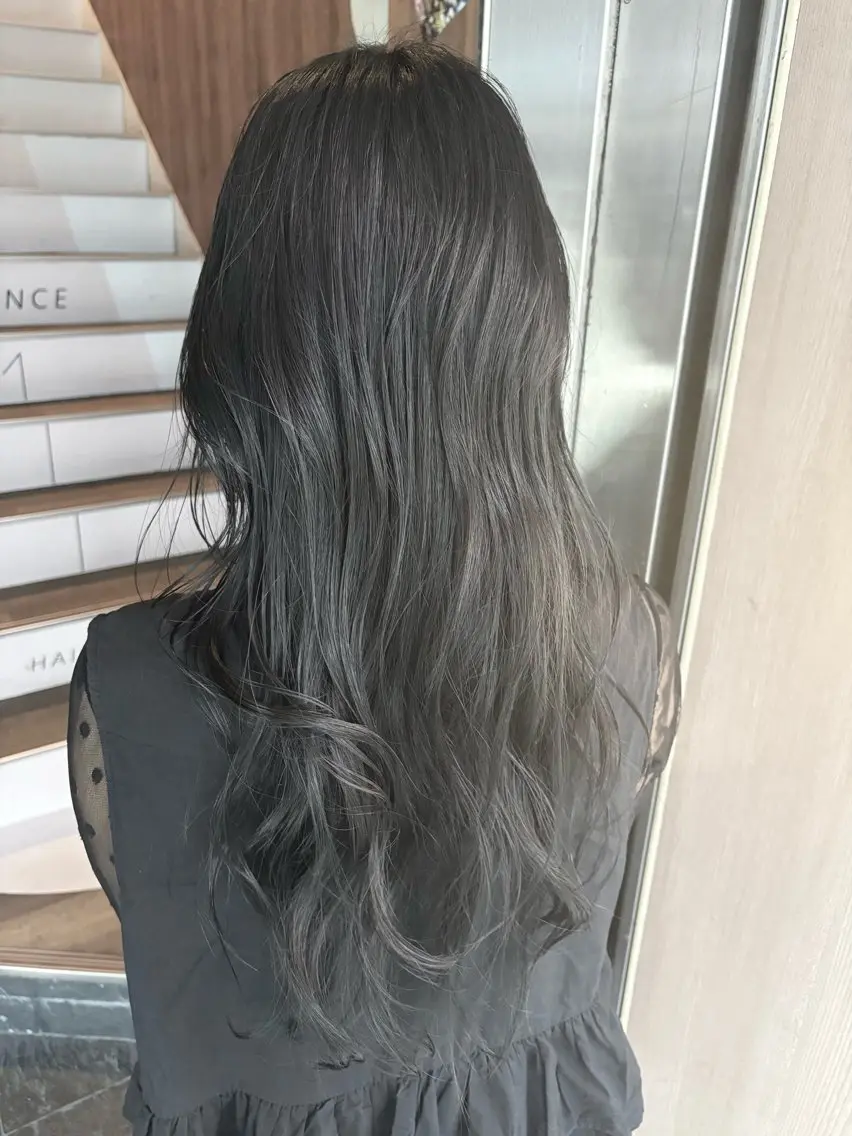 ロング カラー パーマ ヘアアレンジ アディクシーカラー 透明感カラー インナーカラー ヘアカラー トリートメント 【暗め透明感カラー】 【インナー】小島良太のヘアスタイル
