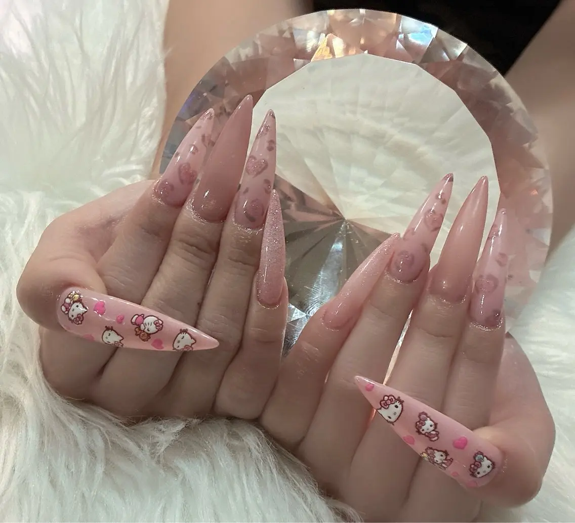 ネイル ハンドネイル LoaChaton kaeのネイルデザイン