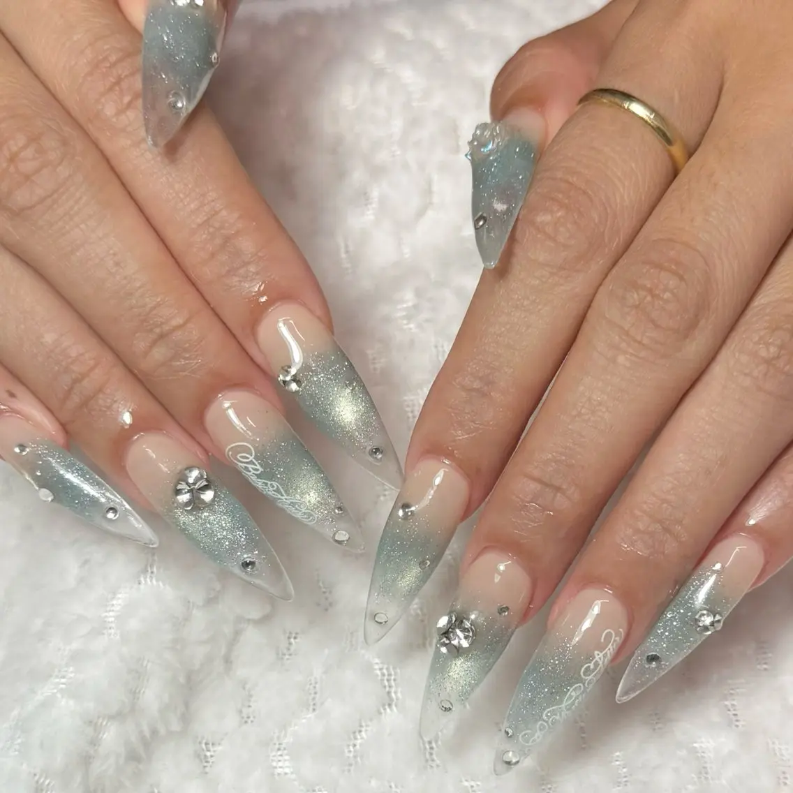 ネイル ハンドネイル Arva Manaのネイルデザイン