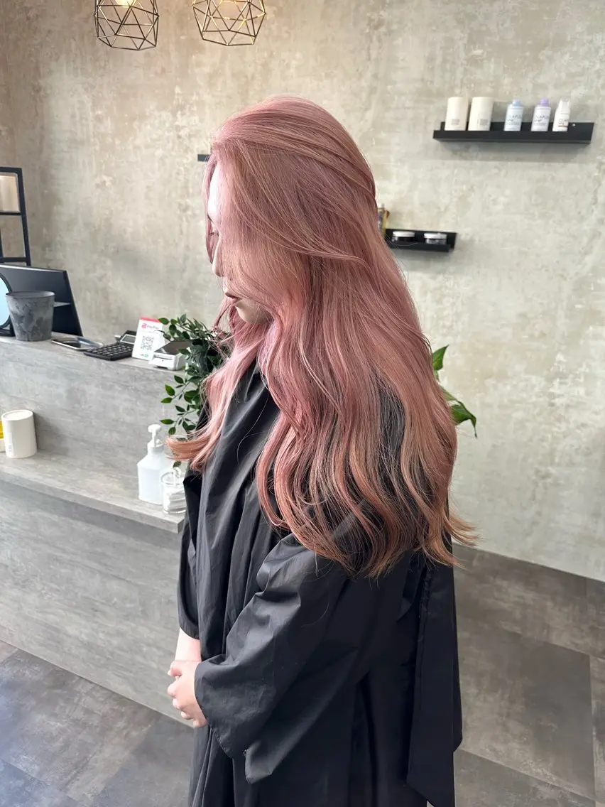ロング カラー ハイトーンカラー ピンクカラー ヘアカラー トリートメント epi エピのヘアスタイル