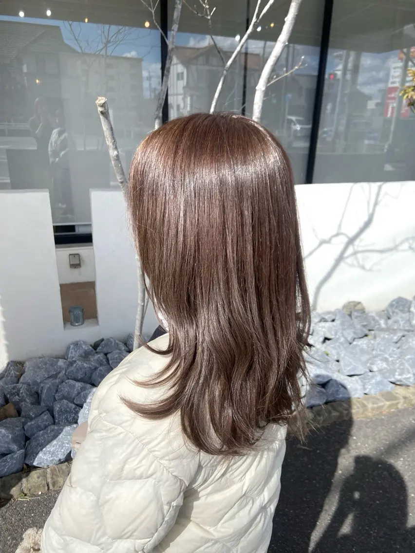 カラー ブラウンカラー くすみブラウン 🍎韓国カラー licoris寛菜のヘアスタイル