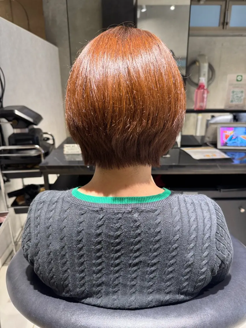 カラー オレンジ ヘアカラー トリートメント 艶カラー 梨菜💜のヘアスタイル
