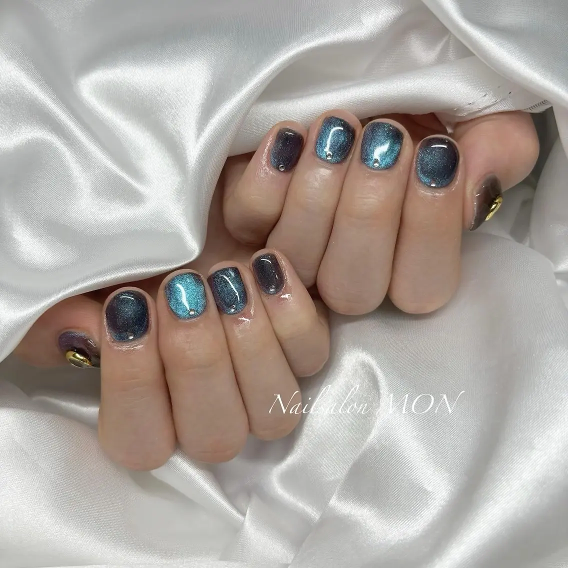 ネイル ストーンネイル ハンドネイル Nailsalon MONのネイルデザイン