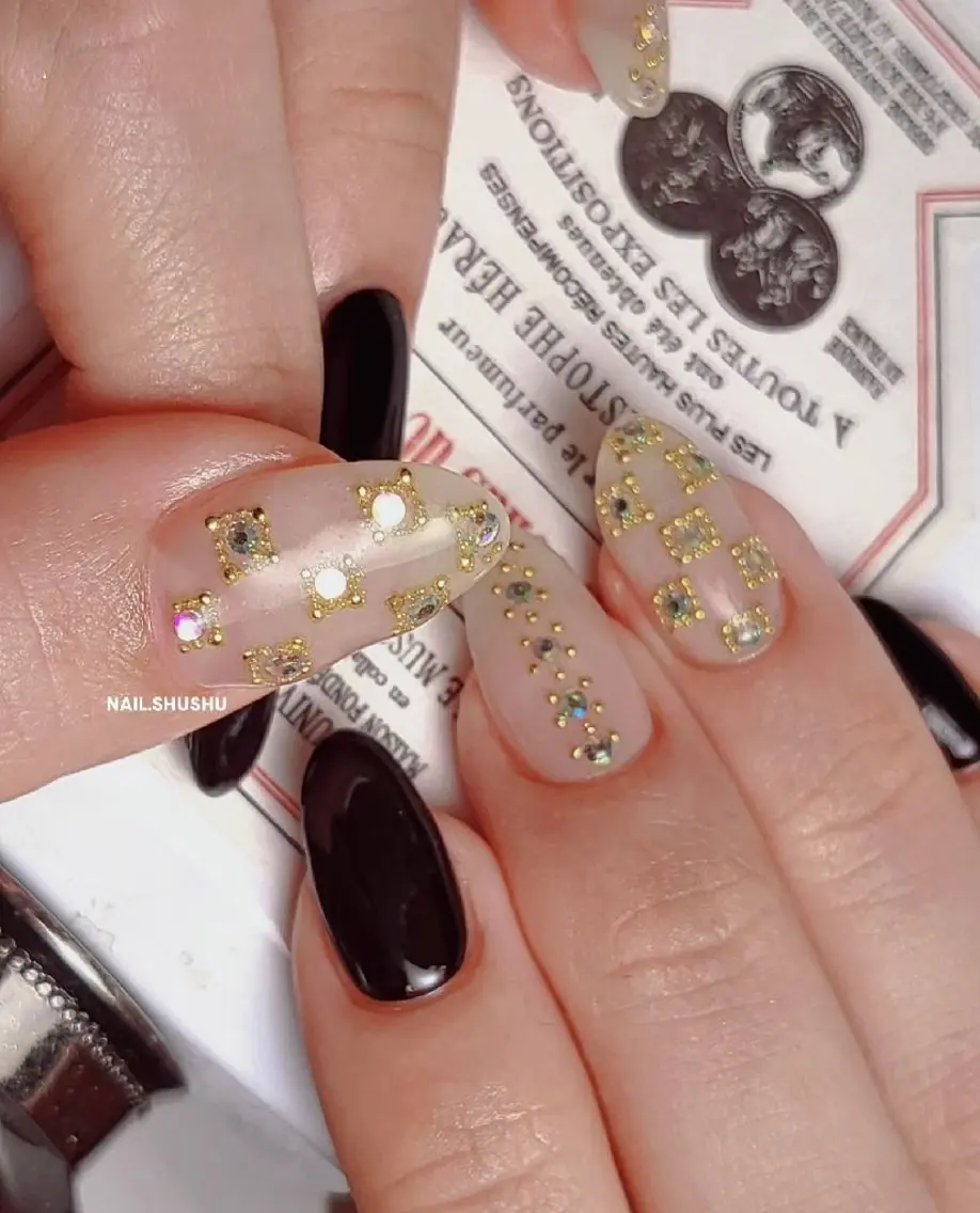ネイル 持ち込み ニュアンスネイル ワンカラーネイル シンプルネイル 冬ネイル ハンドネイル 3dパーツ/流行り 👧shushu❤️のネイルデザイン