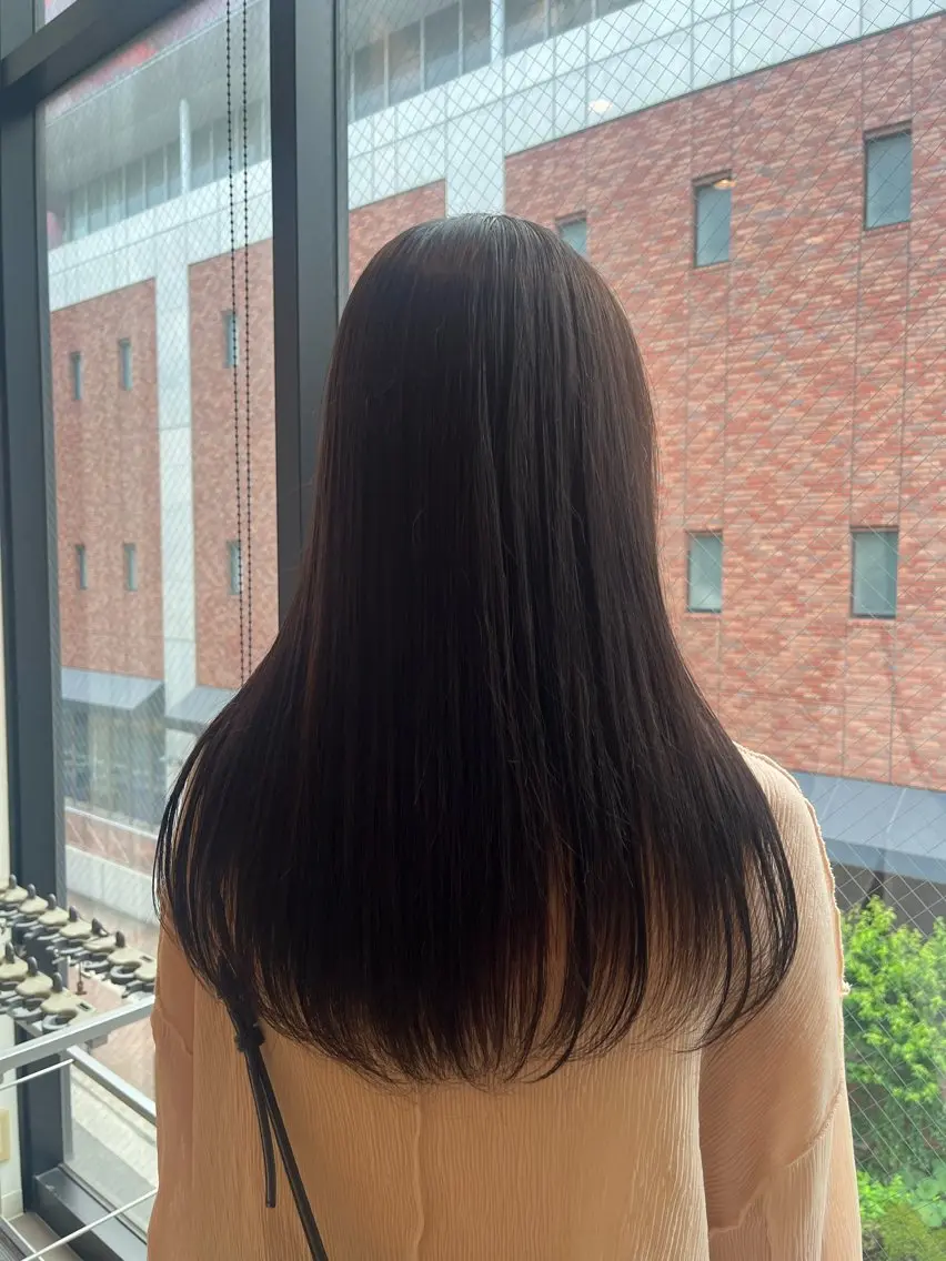 セミロング カラー グレージュ オリーブグレージュ オリーブグレー 大園 佳怜のヘアスタイル