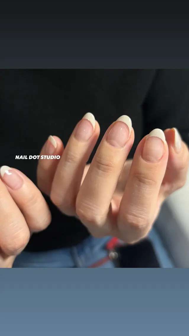 ミディアム ハンドネイル NAIL DOT STUDIOsaraのネイルデザイン