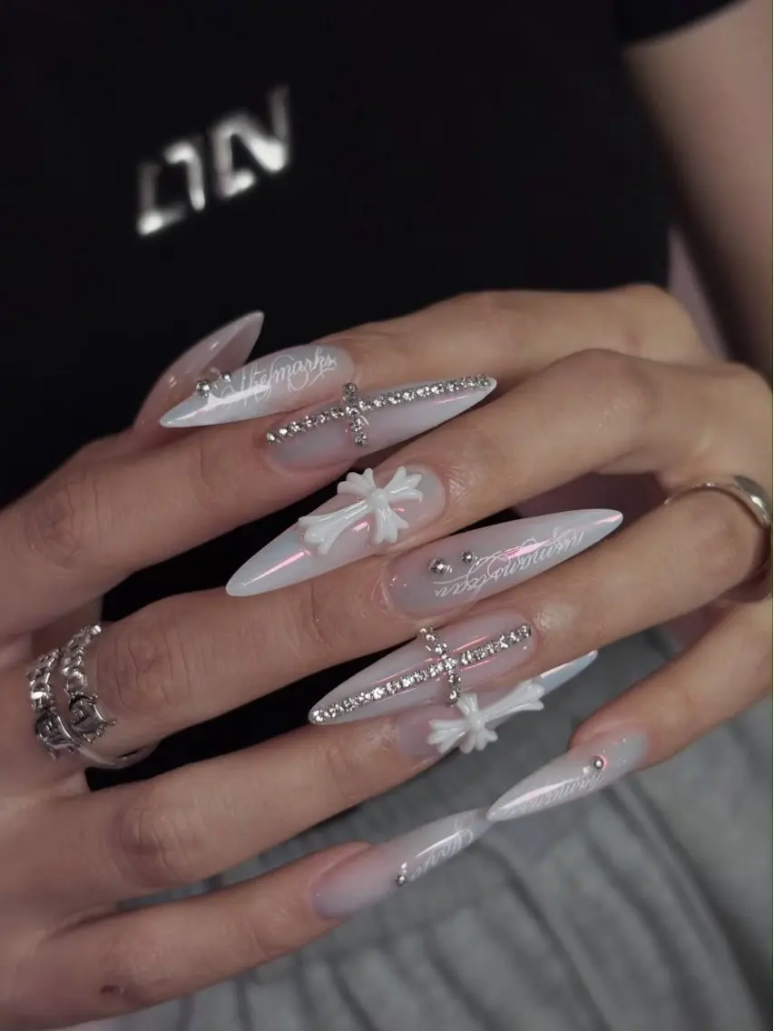 ネイル Mina Aurea Nailのネイルデザイン