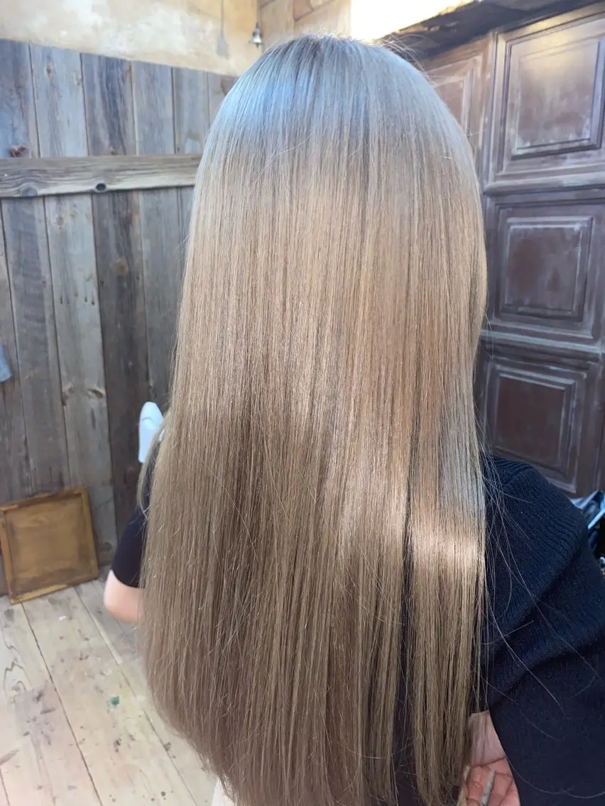 オラプレックスOne color &カシミアStep treatmentの写真