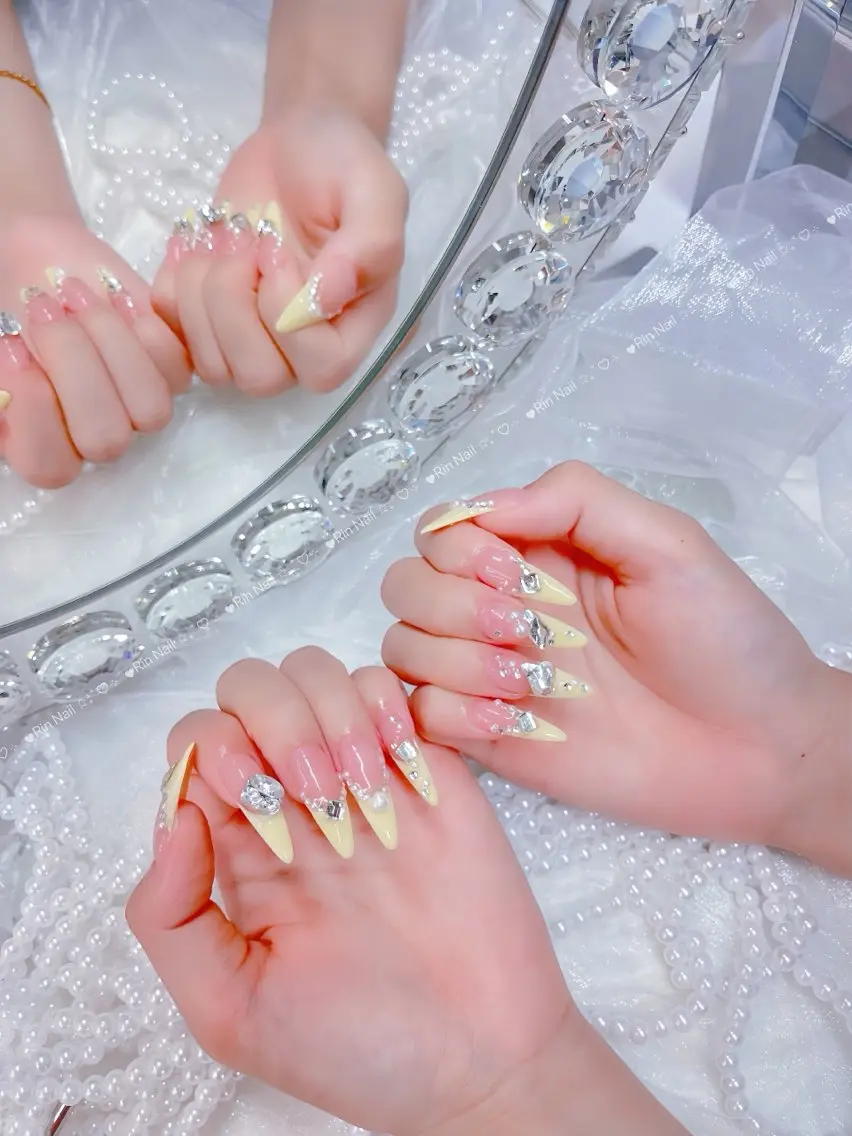 ネイル クリアネイル ドット フットネイル ジェルネイル グリーン ハンドネイル Rin Nail 新大久保店のネイルデザイン