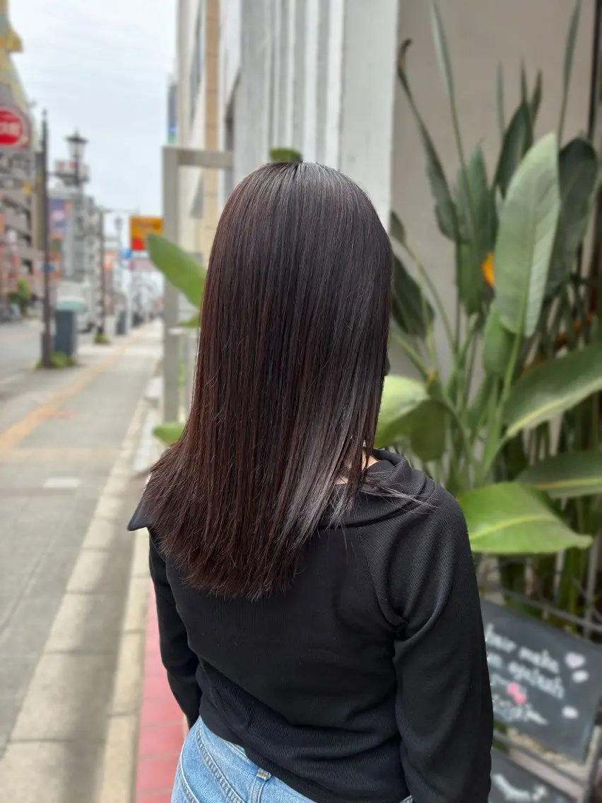セミロング カラー 梅原 姫🍬🐰のヘアスタイル