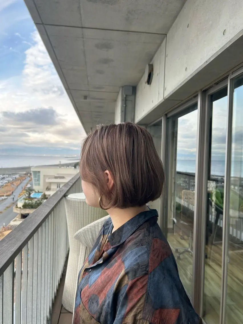 ショート カット ヘアカラー 似合わせレイヤー/透 明感カラー/momiのヘアスタイル
