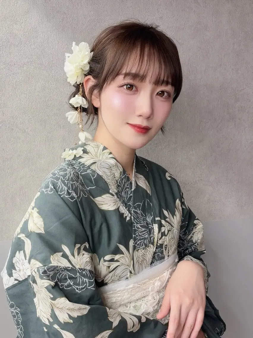 セミロング ヘアアレンジ 着付け ヘアセット/レイヤー 赤み消し/はるかのヘアスタイル