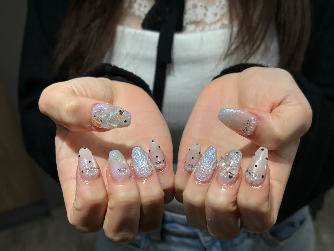 ネイル ハンドネイル Yuui 💛のネイルデザイン