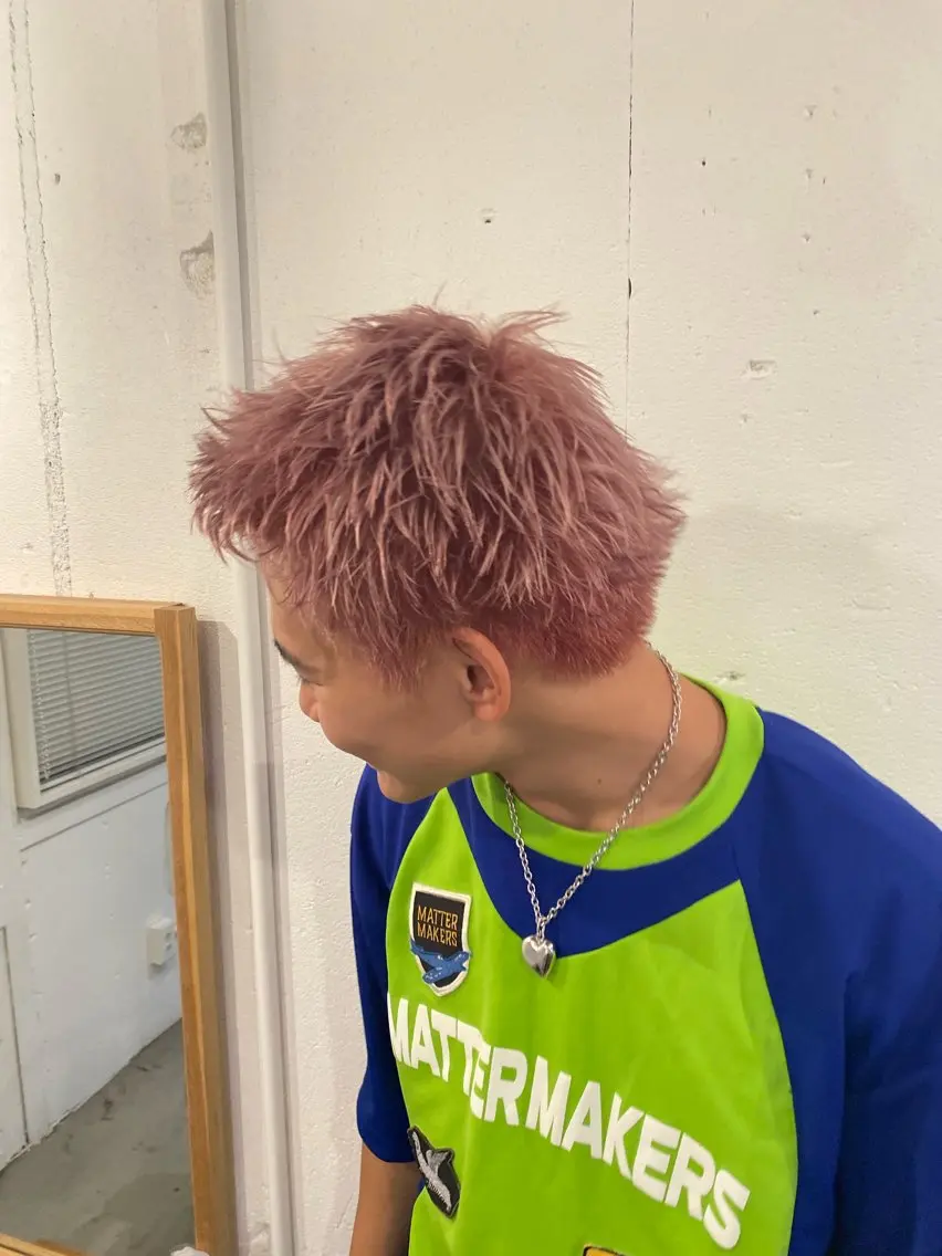ショート カラー メンズ メンズブリーチ ブリーチ ピンクカラー 天神・大名 kotomiのヘアスタイル
