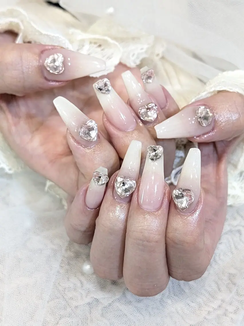 ネイル Lunabloom. yurinaのネイルデザイン
