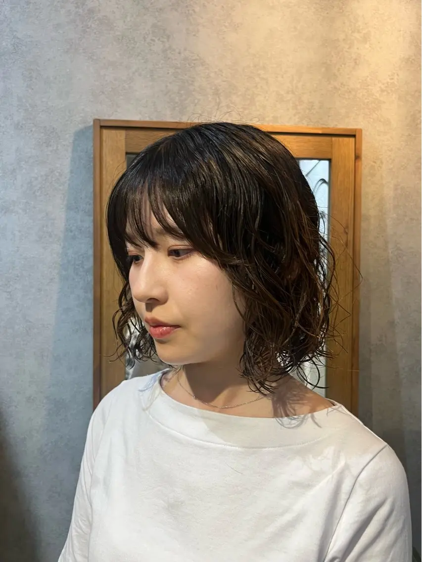 ショート パーマ カット パーマ トリートメント 暖色カラー/パラッと Bob/モエのヘアスタイル