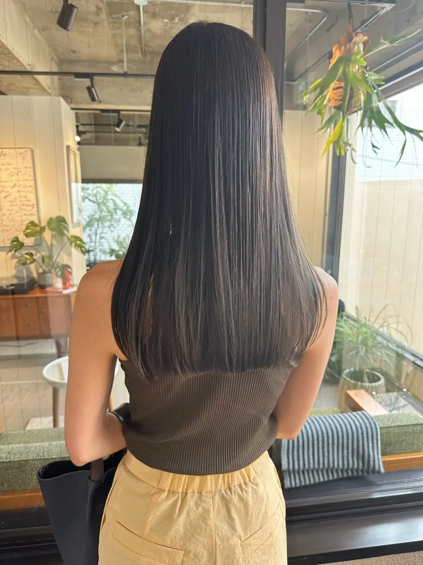 ロング カラー グレージュ オリーブグレージュ オリーブグレー ロング kaito /都立大学herのヘアスタイル