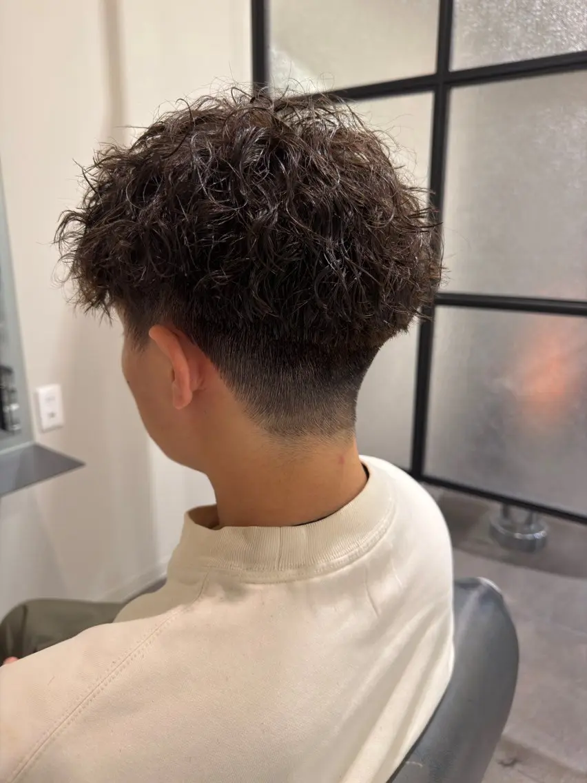 ショート パーマ カット パーマ トリートメント 髪質改善 / 暖色カラー/井上未悠のヘアスタイル
