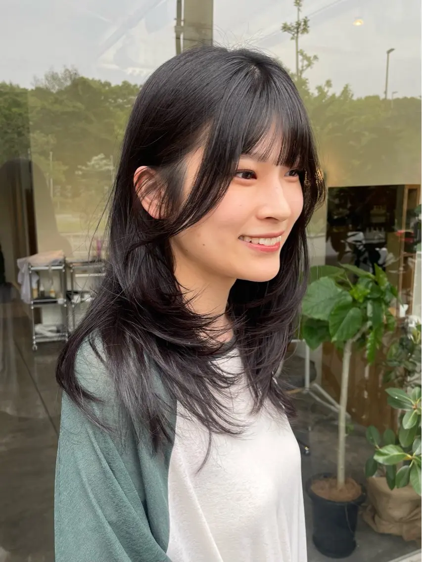 セミロング レイヤーカット yukii しまむら のぞみのヘアスタイル
