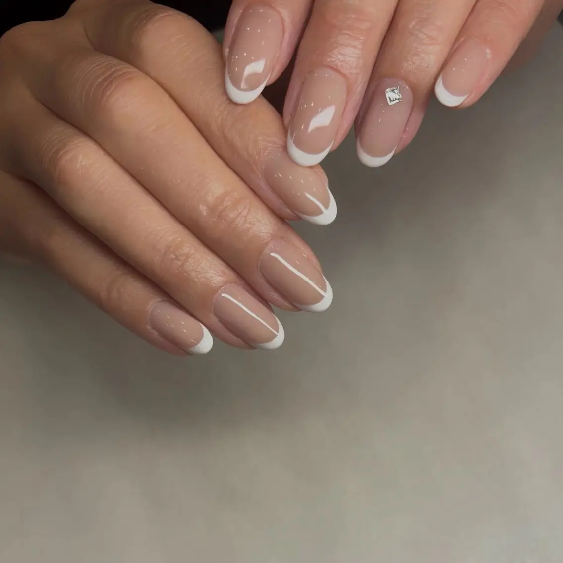 ネイル ストーンネイル ハンドネイル K. nailのネイルデザイン